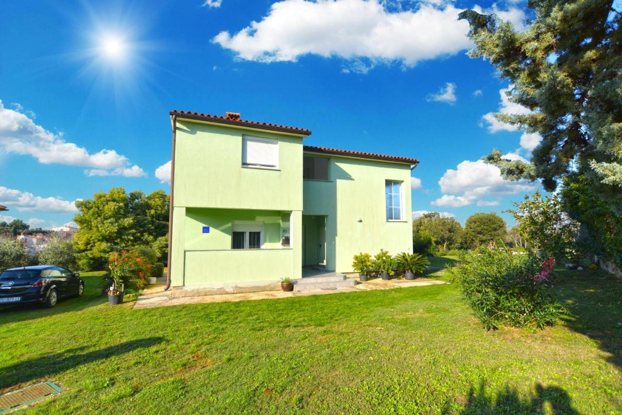 Apartments Bernarda 1773 Banjole Zewnętrze zdjęcie